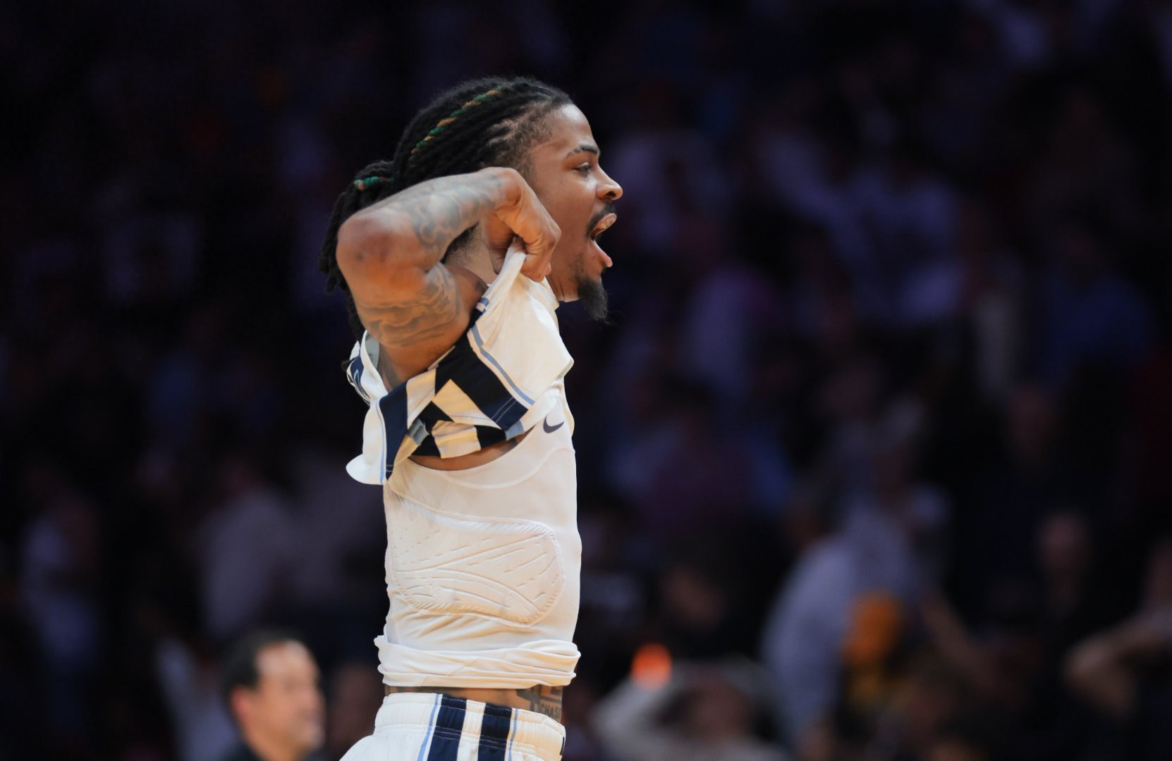 开云体育入口-包含灰熊队成功逆转，赢得宝贵胜利，气势如虹的词条