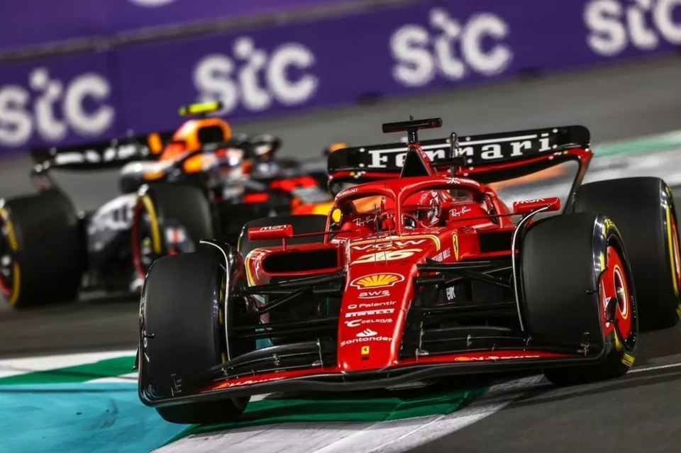 开云体育官方网站-红牛二队险胜法拉利，勒克莱尔点燃赛场